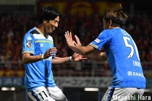 PHOTOギャラリー「ピッチの焦点」【明治安田Ｊ１リーグ　第１０節　ジュビロ磐田ｖｓ名古屋グランパス　２０２２年４月２８日　１９：０３キックオフ】の画像