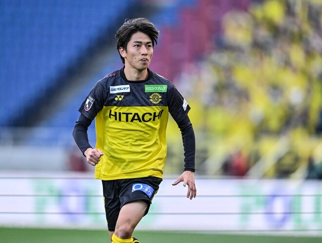 チームとしてボール保持しながら小屋松知哉と垣田裕暉が得点重ね、完封勝利飾る。今季J1・4試合負けなしでこの時点での首位に立つ【試合アルバム】「浦和レッズ―柏レイソル」の画像007