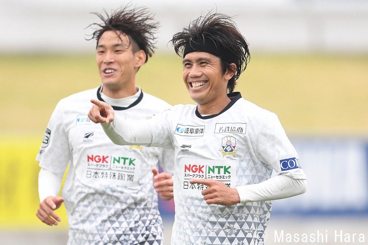 J3分析 一瞬で繰り出された柏木の 完璧な精度 アシストfk アスルクラロ沼津vsfc岐阜 岐阜の柏木陽介 2 概要 Jリーグ 国内 ニュース サッカー批評web