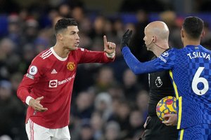 【プレミア分析】マンチェスター・ユナイテッド「監督解任後初試合」はクリスティアーノ・ロナウドがベンチ！バロンドール候補の「ありえないミス」でマンU先制もドロー結末【マンU対チェルシー「監督交代」での未来予想図】(1)の画像