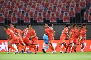 V・長崎が3連勝!手倉森誠監督が福岡を惑わせた“前節の伏線”【戸塚啓Ｊ2のミカタ】の画像