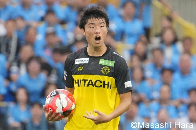 奏功した日本代表FWの投入タイミング！｢誰も、何もあきらめることなく、信じてプレーしてくれた｣柏ロドリゲス監督が誇った日立台での“歴史的”逆転勝利【柏レイソルvs川崎フロンターレ】激闘PHOTOギャラリーの画像004