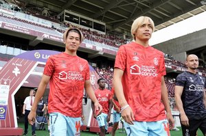 PHOTOギャラリー「ピッチの焦点」スタッド・ランス、伊東純也フル出場も引き分け…中村敬斗も途中参戦【リーグアン メスvsスタッド・ランス 2023年9月3日】（渡辺航滋撮影）の画像