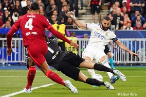 「ドラゴンボール偉大すぎ」レアル・マドリードのカリム・ベンゼマが「リアル親子で再現」の画像