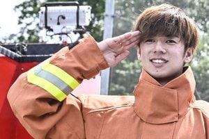 名門バルサも関心｢爆豪さんの力が必要です！｣J1川崎が20歳MF大関友翔の“ヒロアカ爆豪”仮装ショット公開！ U-20W杯でフランス撃破へ“背番号10”の活躍に期待の画像