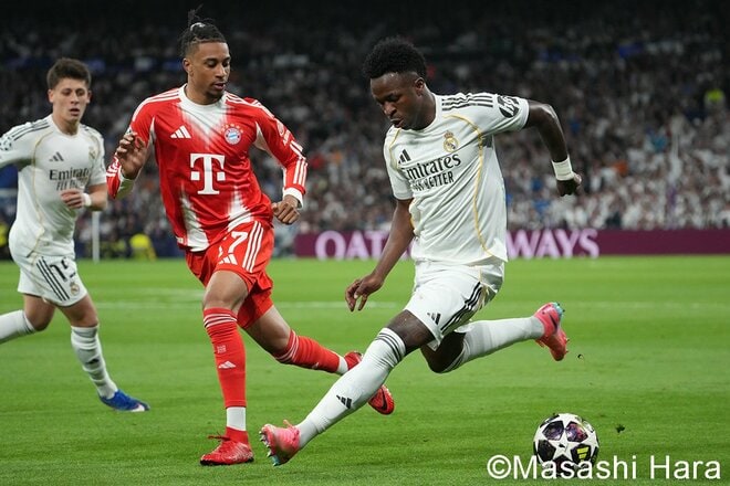 “レアルvsバイエルン”欧州最高峰のベルナベウに潜入！ 日本戦欠場のベリンガム＆ケインが激突！ ヴィニシウスの前に立ちはだかった守護神のノイアー！ スターたちの競演！【レアル・マドリードvsバイエルン・ミュンヘン】激闘PHOTOギャラリーの画像004