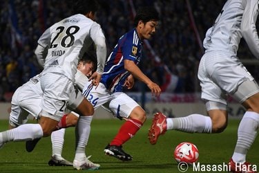 画像・写真：北海道コンサドーレ札幌、西大伍のオウンゴールで無念の