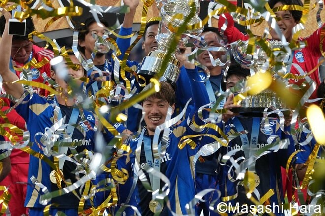 涙と歓喜の町田ゼルビア初戴冠！天皇杯決勝でクラブの進化を誇示する3ゴール！国立競技場で昌子源主将の涙と黒田剛監督のトロフィーアップ【FC町田ゼルビアvsヴィッセル神戸】激闘PHOTOギャラリーの画像006