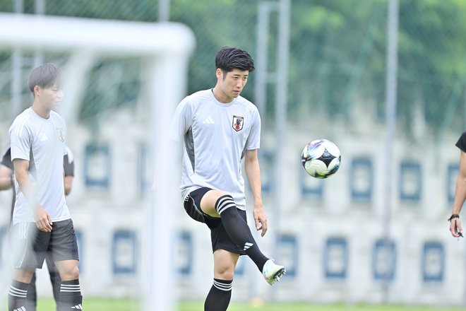 【サンフレッチェ広島「E-1」アルバム】J1広島に所属する日本代表5選手の13日＆14日の練習写真46枚！ジャーメイン良、中村草太、川辺駿、田中聡、荒木隼人、大迫敬介の現地写真の画像015
