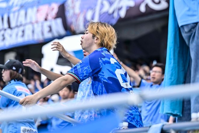【サポーターアルバム(3)】G大阪戦での観客席＆入場時の川崎フロンターレのサポーター写真77枚！選手と手をつないだ子どもたちなど現地写真「川崎フロンターレーガンバ大阪(3)」の画像016