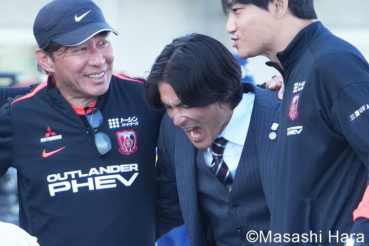 本職SB不在の“新システム”ズバリ！ 田中達也体制で無傷の4連勝！浦和、危険タックルで10人の水戸を粉砕も…完封記録はストップ【水戸ホーリーホックvs浦和レッズ】激闘PHOTOギャラリー