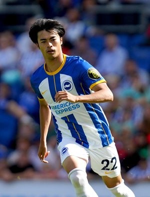 「バケモン過ぎる」ブライトンのサッカー日本代表FW三笘薫のプレミアリーグ初出場「ドリブル突破動画」に衝撃＆驚嘆の声続々！ 「これはエグすぎ！」「そりゃJじゃ無双」とデビュー戦とは思えぬ堂々プレーの画像