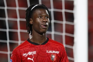 【移籍】レアル・マドリードがエドゥアルド・カマビンガの獲得を正式発表！ムバッペは断念もフランス代表の18歳逸材MFが「白い巨人」へ【動画】の画像