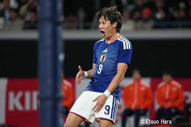 鎌田大地が｢完璧｣左足ボレーで先制！2点目の町野修斗が｢歓喜｣の飛ばないケイン！年内ラストは中村敬斗の｢神ワザ｣股抜き弾！森保一監督｢100試合後｣のゴール裏！【日本代表vsボリビア代表】原悦生PHOTOギャラリーの画像009