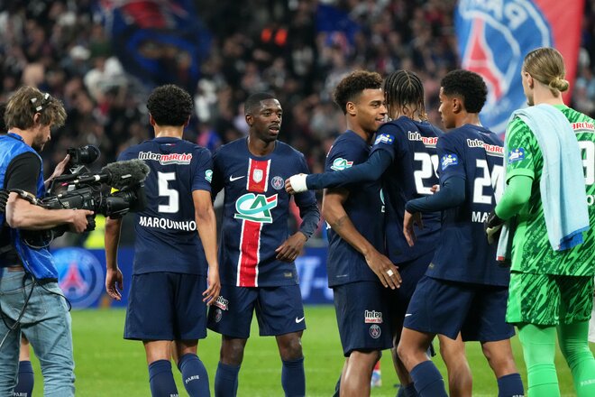 運命の大一番！サッカー日本代表・伊東純也、中村敬斗、関根大輝が語った｢世界一のクラブ｣と｢降格プレーオフ｣(1)純也＆敬斗いつものルーティンと作れない攻撃の形｢準優勝は奇跡ですね｣【激闘33連写】の画像029