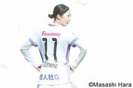 ｢天才かよ｣｢ほんまに久保くん以来の逸材｣横浜FMの16歳MFが素早いターンからの股抜きスルーパス！ 圧倒的な視野の広さと技巧の高さに｢このパスコース見えてる16歳ヤバすぎる｣の画像