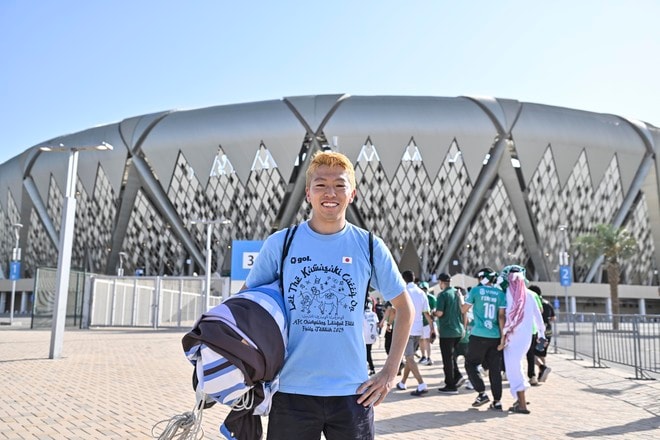 【サポーターアルバム】川崎のアジア王者を願って、ACLE決勝直前にスタジアム前で撮影した83枚のサポーター写真！ 「アル・アハリー川崎フロンターレ」の画像020