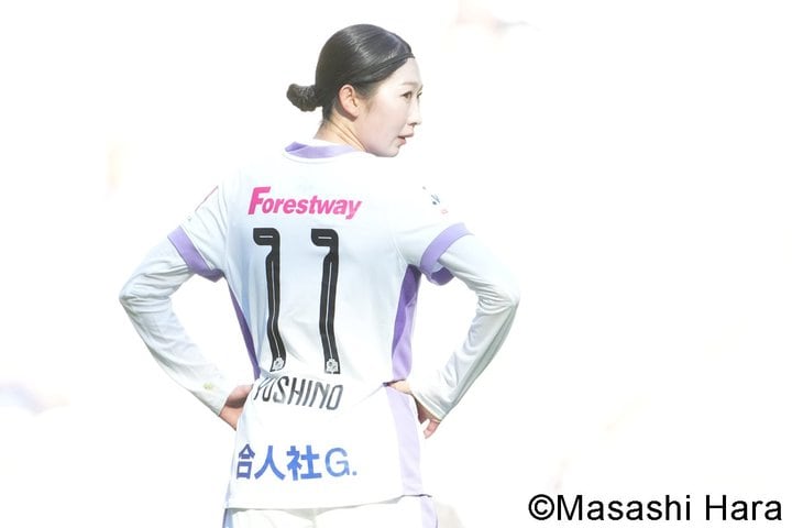 ｢男子の皆さんと比べて絵心あるな！｣と広島レジーナ女子選手が描き下ろしたフレッチェに称賛！ “画伯グッズ”は力作揃い!? ｢みんなかわいくかけてるー｣｢味わいがあってお見事！｣