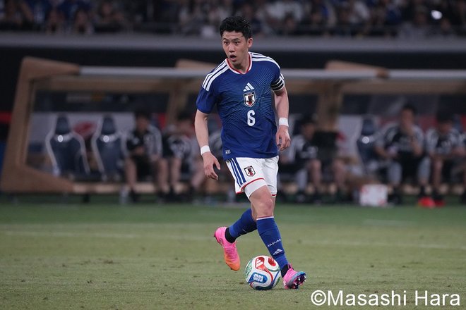 森保ジャパン1-0勝利の壮行試合を現地撮影！吠えた小川航基！吉田麻也の抱擁！田中碧｢7｣久保建英｢8｣の雄姿！遠藤航、冨安健洋、長友佑都、塩貝健人…【日本代表vsアイスランド代表】激闘PHOTOギャラリーの画像002