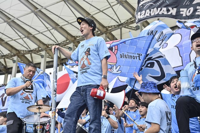 【サポーターアルバム(2)】G大阪戦の執念の同点弾導いた川崎フロンターレのサポーター写真94枚！ Gゾーンからメインスタンドまで撮影「川崎フロンターレーガンバ大阪(2)」の画像064