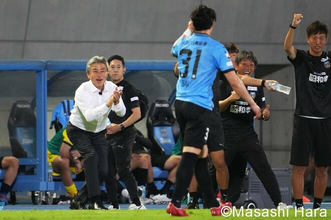 ｢前半で5-0にできた｣先制ゴールの川崎MF6番は豪語も…キャプテン脇坂泰斗は厳しい表情！｢サポーターの力を借りながら逆転したい｣柏闘将が語ったホームへの期待【川崎フロンターレvs柏レイソル】激闘PHOTOギャラリーの画像003