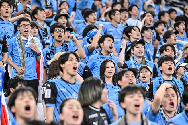 【サポーターアルバム】ACLE決勝に駆け付けた川崎サポーターは衝撃の700人！ 現地で声援を送ったサポーター写真81枚「アル・アハリー川崎フロンターレ(3)」の画像063
