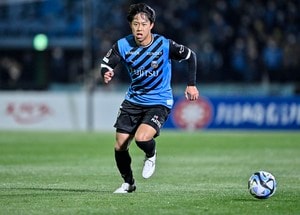 「去年は何もできなかった」川崎・佐々木旭が振り返る、昨年の湘南戦。「一番強かった相手」だからこそ膨らませる、3・4湘南戦のイメージの画像