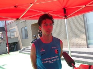 【浦和レッズの「強力補強」を考える(1)】安部裕葵と中島翔哉。新加入のビッグネームが浦和攻撃陣にもたらす効果とは…安部「戦術通りに行く得点なんてほとんどない」の画像