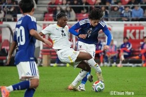 アクシデントの瞬間を激写！田中碧と接触したアブ・フランシスの回復を願う！森保ジャパンのガーナ戦快勝劇をピッチレベルで振り返る！【日本代表vsガーナ代表】原悦生11月シリーズPHOTOギャラリーの画像