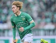 「山中スーパーやん!!!」J1名古屋の新戦力が決めた劇的逆転FKに驚愕広がる！「あのコースに突き刺せるのか…」「こりゃ声出るわ」などの声の画像