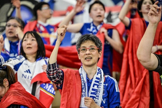 【サポーターアルバム】「横浜F・マリノス―アル・ナスル」サウジアラビア・ジェッダに約700人駆け付け、チームに声援送る！ 現地撮影66枚のサポーターPhotoの画像008