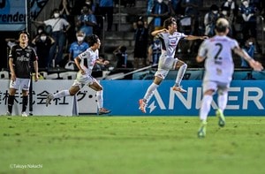 「ここに混ざりたかった」「超感動大作」セレッソ大阪のルヴァンカップ準々決勝第２戦・川崎フロンターレ戦「終了の瞬間ノーカット動画」に賞賛＆感動のコメント続々！ クラブカメラが劇的展開後を捉えていたの画像