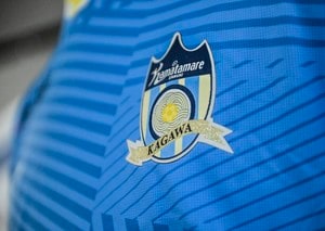 ｢FR2とコラボはなかなか攻めてんな！｣人気アパレル×J3クラブのコラボ3rdユニフォームが話題！ 黄色＆波デザインに｢しかもめちゃくちゃ可愛い欲しすぎる！｣の声の画像