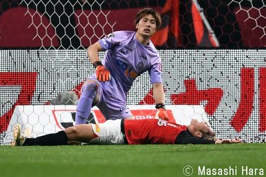 浦和レッズ、後半ATに伊藤敦樹のゴールでサンフレッチェ広島に逆転勝利