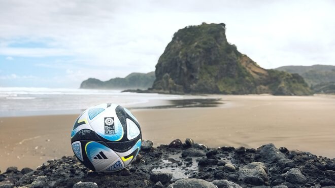 今季のJリーグでも使用する「サッカー女子ワールドカップ2023の公式試合球」を発表！ オーストラリアとニュージーランドの雄大な自然と文化をイメージしたデザインとカラーリング…アディダス9代目『オーシャンズ』の画像002
