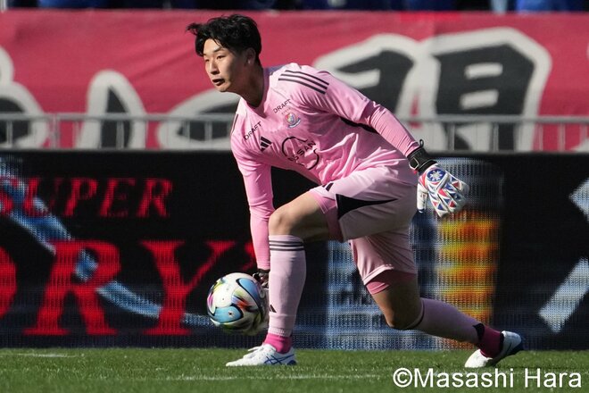 敵地で2発！浦和が関根貴大＆早川隼平のゴールで横浜FMに快勝！スコルジャ監督が示した修正力と選手交代たちの躍動ぶり！【横浜Ｆ・マリノスvs浦和レッズ】激闘PHOTOギャラリーの画像003