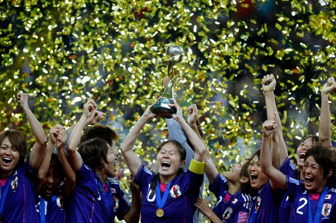 2011年のFIFA女子Ｗ杯で初優勝したなでしこジャパン 　写真：ロイター/アフロ