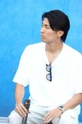 ｢かっこいい…｣お母さんたちもため息。W杯で1ゴール1アシスト、日本代表・中村敬斗が原点の“特別な場所”へ完全サプライズ訪問【密着ルポ前編】の画像006