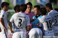 審判員は選手よりもはるかに厳しい覚悟でピッチに立っている【レフェリーの試合後会見は可か否か】(1)の画像