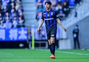 「強過ぎる」「何でもできるやん」G大阪のDF半田陸が２人に競り勝ってのヘディング弾で公式戦２試合連続ゴール！ グループステージ突破に導き「半田は青黒の漢よ」の声の画像