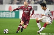 100万再生 バルセロナfwオーバメヤンのスパイクに ドラゴンボールの孫悟空 のイラストが 身勝手の極意 な特注シューズインスタ投稿に世界が熱狂 動画 概要 注目選手 ニュース サッカー批評web