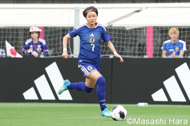 新生なでしこ初陣は谷川萌々子の｢衝撃ゴラッソ｣等で5ｰ0圧勝！新体制でも｢チームの心臓｣は14番と10番！内田篤人ら｢レジェンド2人｣も入閣【日本女子代表vs南アフリカ女子代表】現地撮の画像005