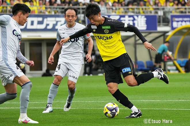 サッカー日本代表の柏エース｢2試合連続ゴール｣で3連勝、｢誰が出てもチームの力が下がることはない｣と豪語するロドリゲス監督の“悩み”【柏レイソルvsファジアーノ岡山】原悦生PHOTOギャラリーの画像004