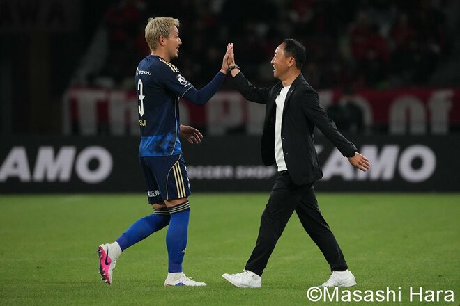対照的だった試合後の両指揮官の姿！町田vs浦和の国立決戦は町田が“強さ”を証明！W杯落選の相馬勇紀が復帰戦で語った決意【FC町田ゼルビアvs浦和レッズ】激闘PHOTOギャラリーの画像006