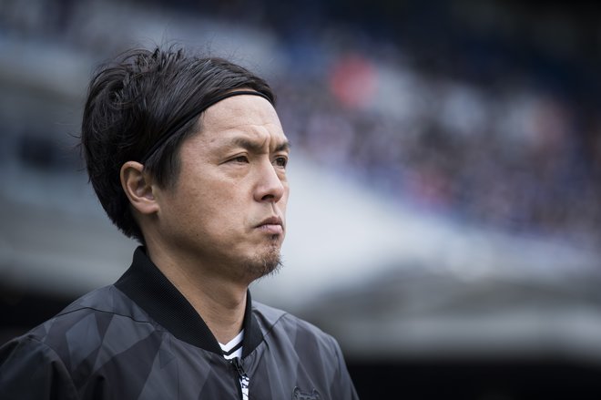 遠藤保仁J2磐田初戦(1)加入後即向上した「攻撃連動性」と「ゴール前の脅威」【戸塚啓J2のミカタ】の画像