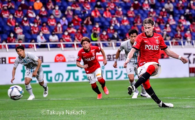 浦和、福岡戦で進化の完勝!(2)連続沈黙に加えてPK失敗「ユンカーに何が起きているのか」の画像