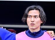 「天才すぎ」「洒落てるなー」伊藤涼太郎のテクニカルな逆足“オシャレループ弾”にファン興奮!「涼太郎らしい遊び心!」「黄色ユニやし香川感あるな」などの声の画像