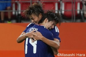 大岩ジャパンがアジア大会2-0発進！ 先制ゴールの石井久継が仲間と歓喜し、追加点の永野修都も笑顔！ 大関友翔が攻撃を活性化＆GKピサノは完封！ 若きロス五輪世代が躍動！【U-21日本代表vsU-23香港】激闘PHOTOギャラリーの画像