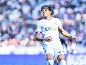 【J1広島が浦和戦でトライした新たなシステムの成果と課題(2)】今いるメンバーだからこそできること……チームとして見直すべきサイクルと新たなシステムのトライとの画像