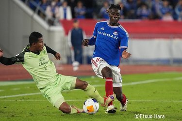 井上健太の豪快ミドルで先制！ 横浜F・マリノス、無敗のブリーラム相手
